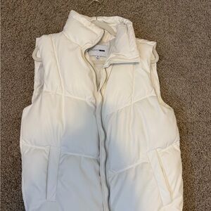 Fashion Nova Off-White Puffer Jacket